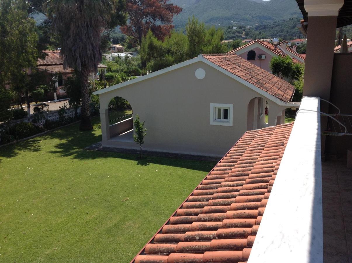 Babis Apartments & Studios Iremia Acharavi  Exterior photo