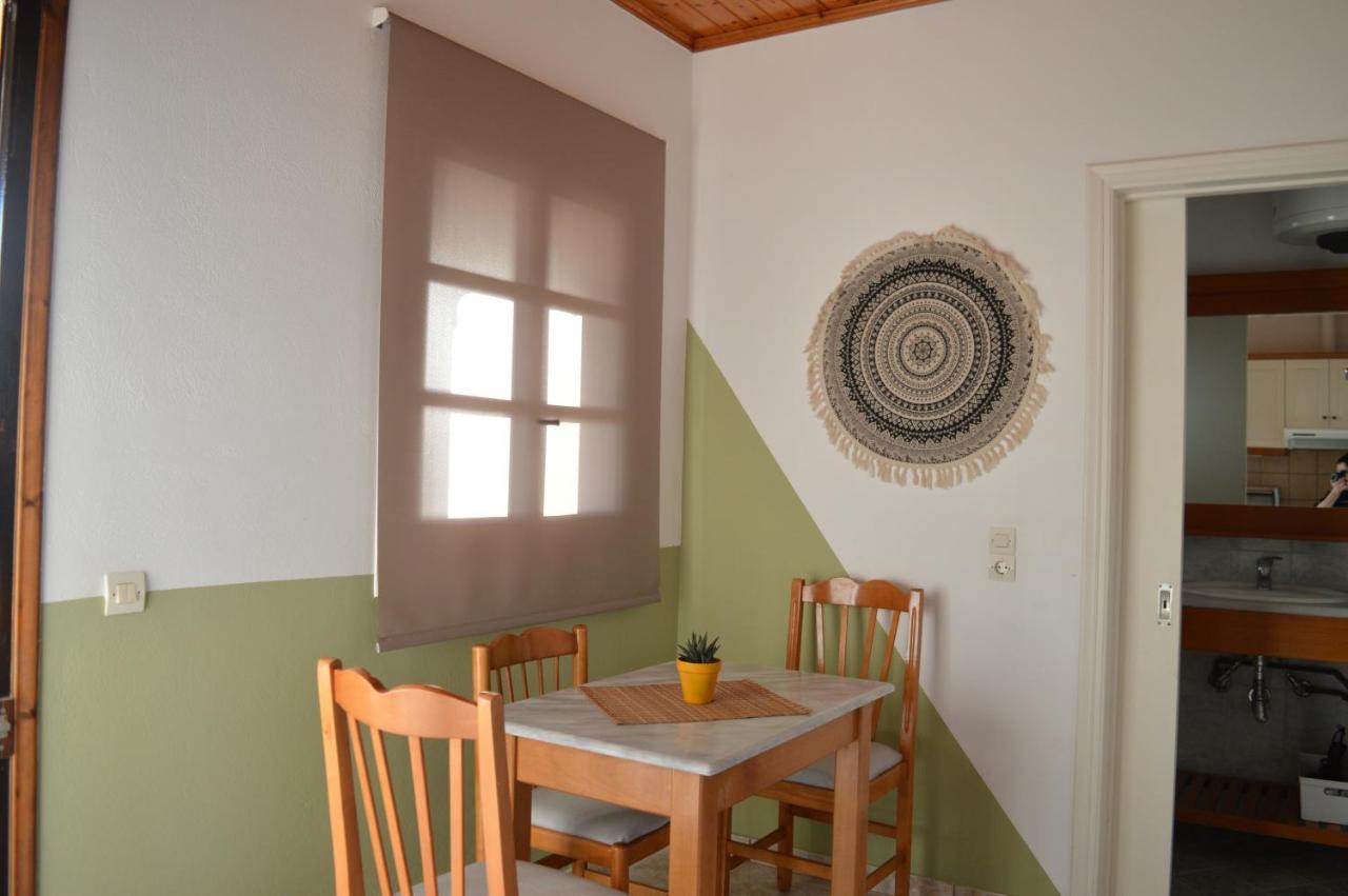 Babis Apartments & Studios Iremia Acharavi  Exterior photo