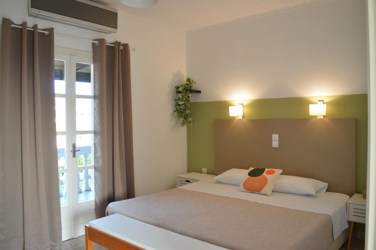 Babis Apartments & Studios Iremia Acharavi  Exterior photo