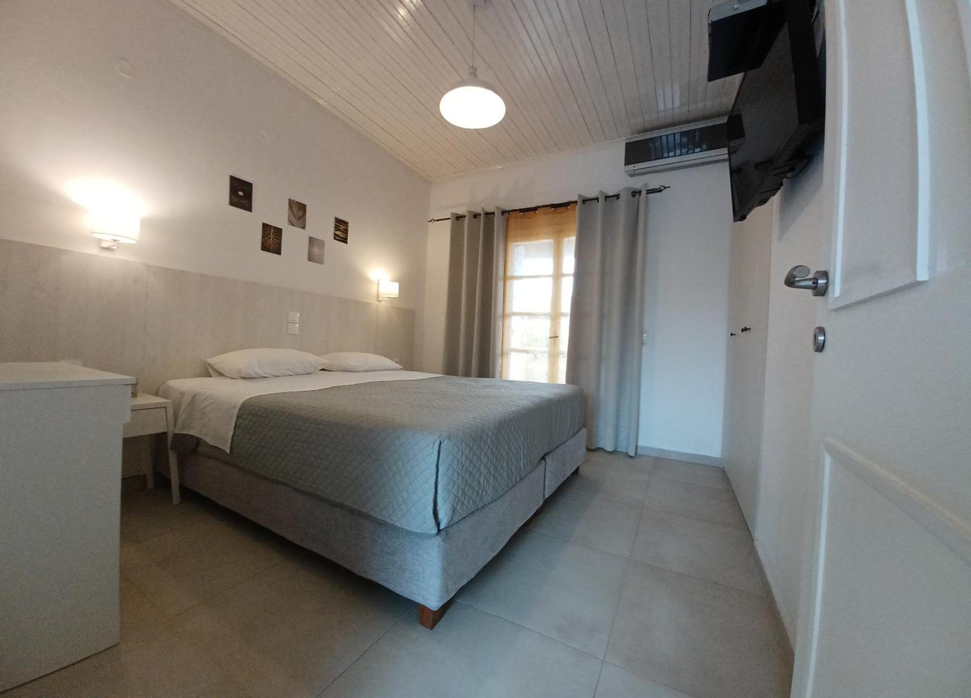 Babis Apartments & Studios Iremia Acharavi  Exterior photo